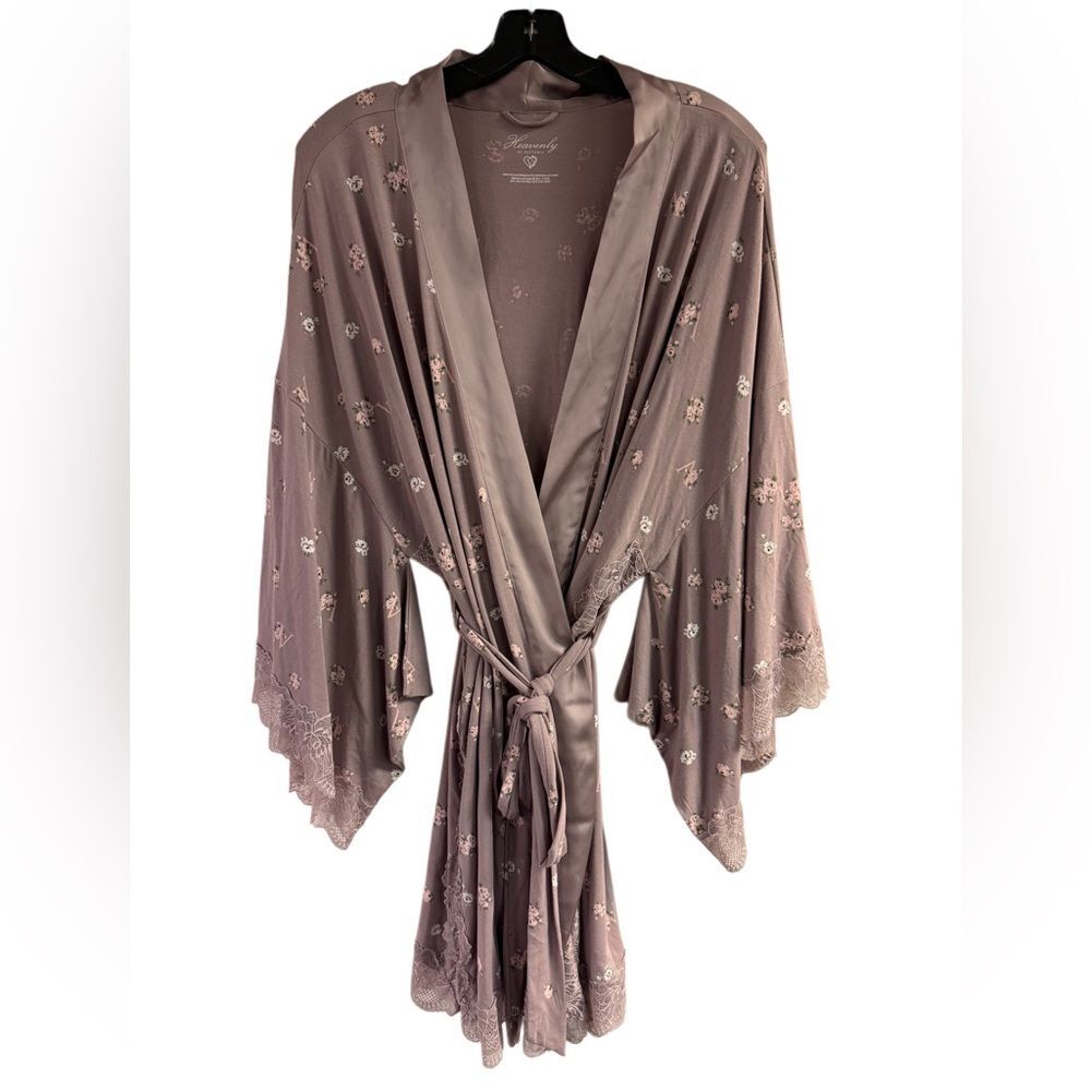 NWT Victoria’s Secret Mauve Floral & Lace Kimono Sleeve Robe Size M/L